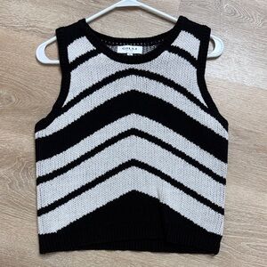 Gilli Monochrome Chevron Knit Tank